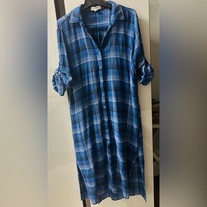 Cloth & Stone Navy and Light Blue Plaid dress 🌹